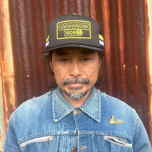 DAZE MAZE TRUCKERハット